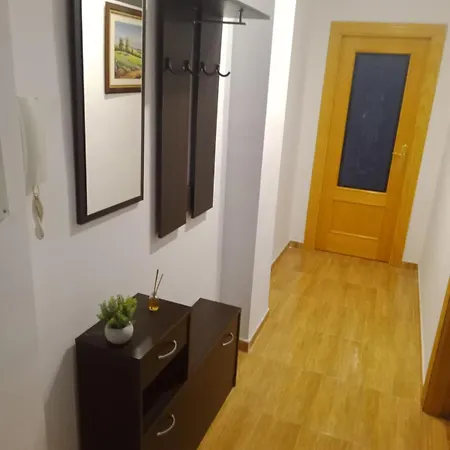 Bonito Piso De 2 Apartment *
