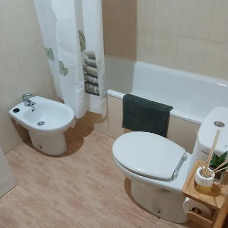 Bonito Piso De 2 Apartment